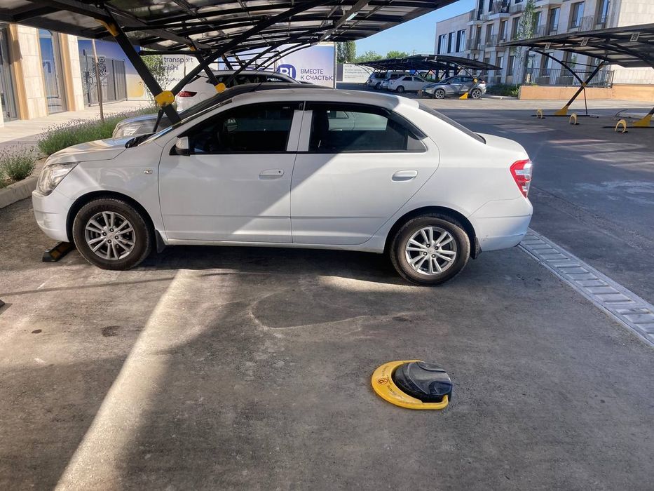 Chevrolet Cobalt sotiladi