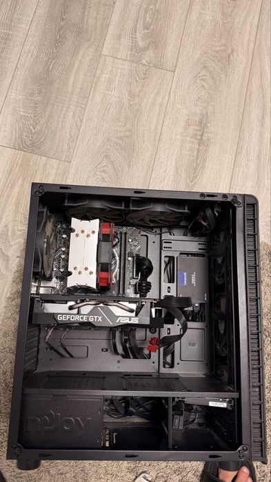 Calculator Pc 1660 super i5