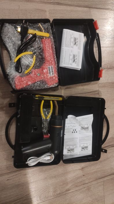 Pistol  cu acumulator capse lipit plastic, cadou plasa din oțel