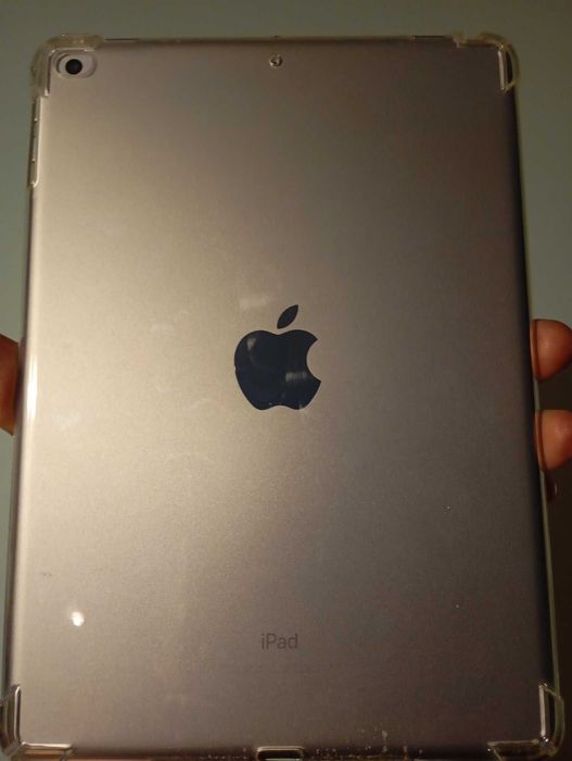 iPad 6 32GB Wi-Fi модель A1893