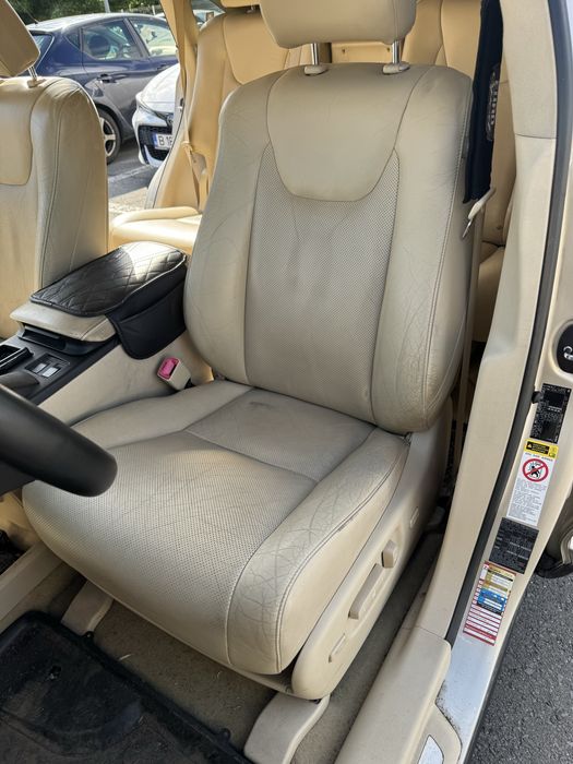 LEXUS RX 2011 — imagine 3