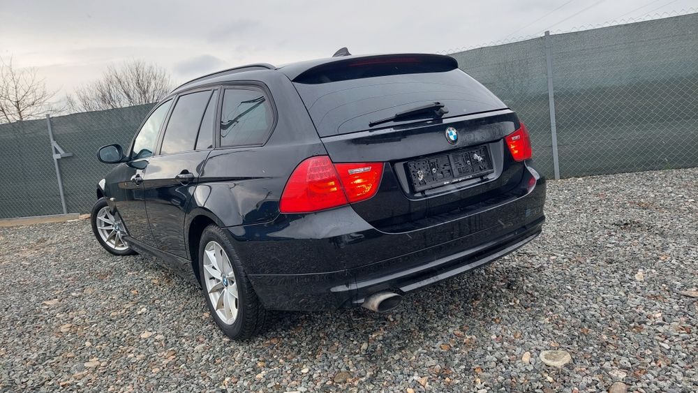 BMW 320d X-Drive an 2010 163cai Navi EURO 5 Carte SERVICE Xenon