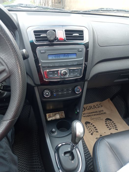 JAC электроавтомобиль