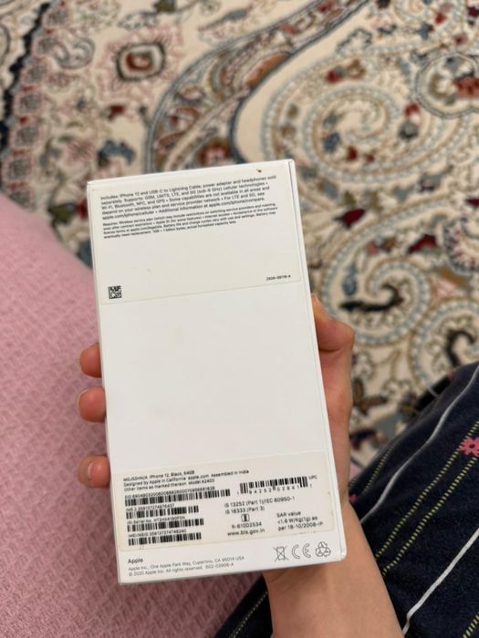 Продается Айфон 12