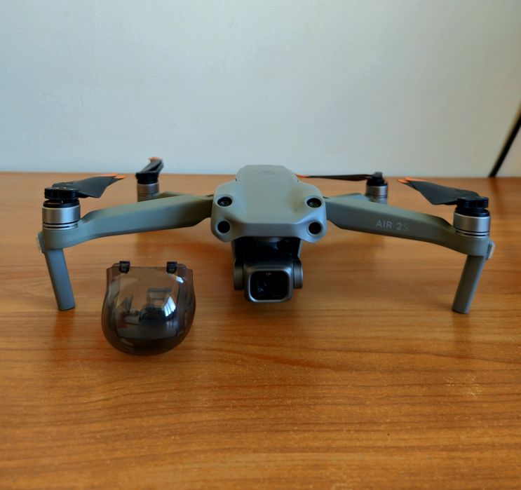 Дрон DJI AIR 2S fly more combo