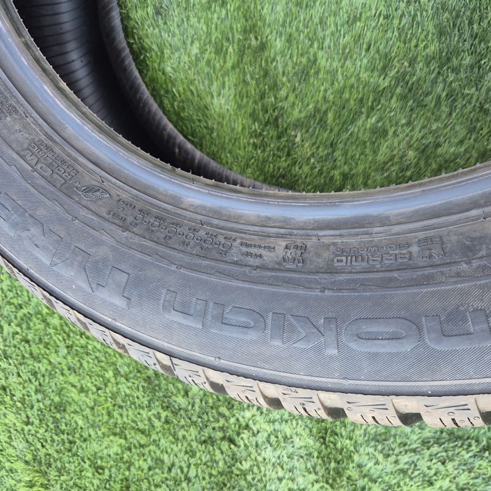 235 55 19 Nokian noi de iarnă