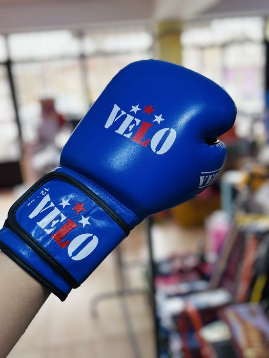 Перчатки боксерские VELO