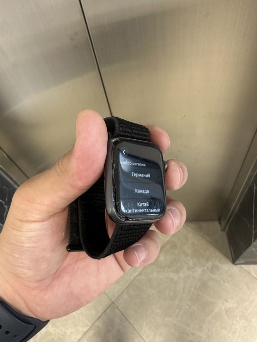 Продам apple watch 4 44mm