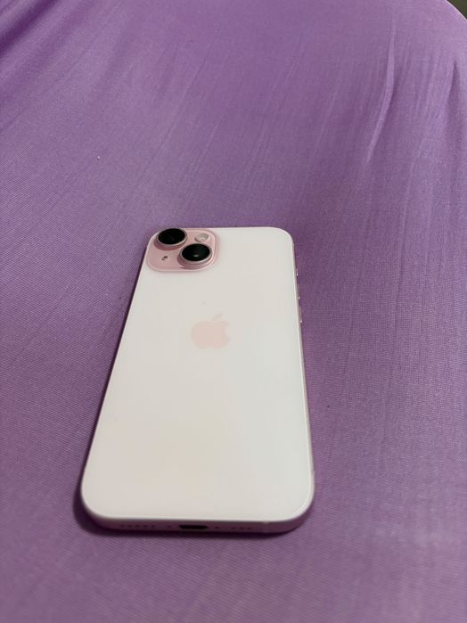 iPhone 15 impecabil