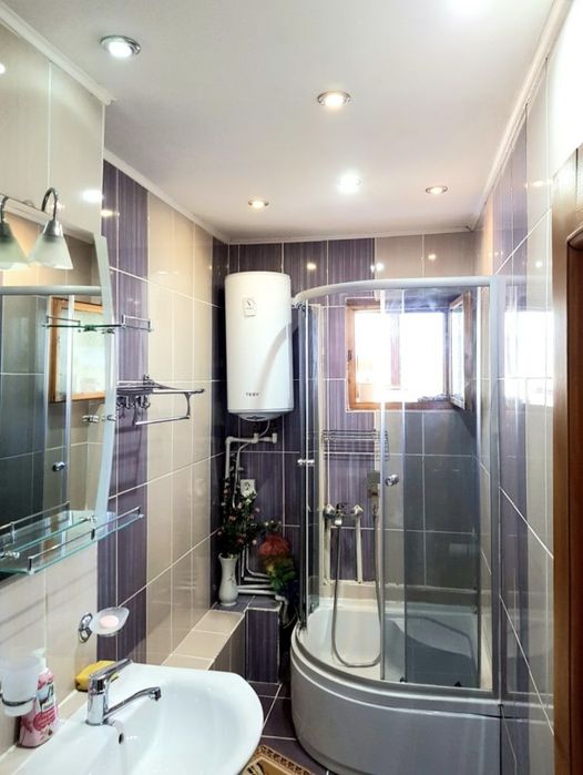 De inchiriat apartament 3 camere(transf.din 2), etaj 3, zona  Carrefour- Crihala.