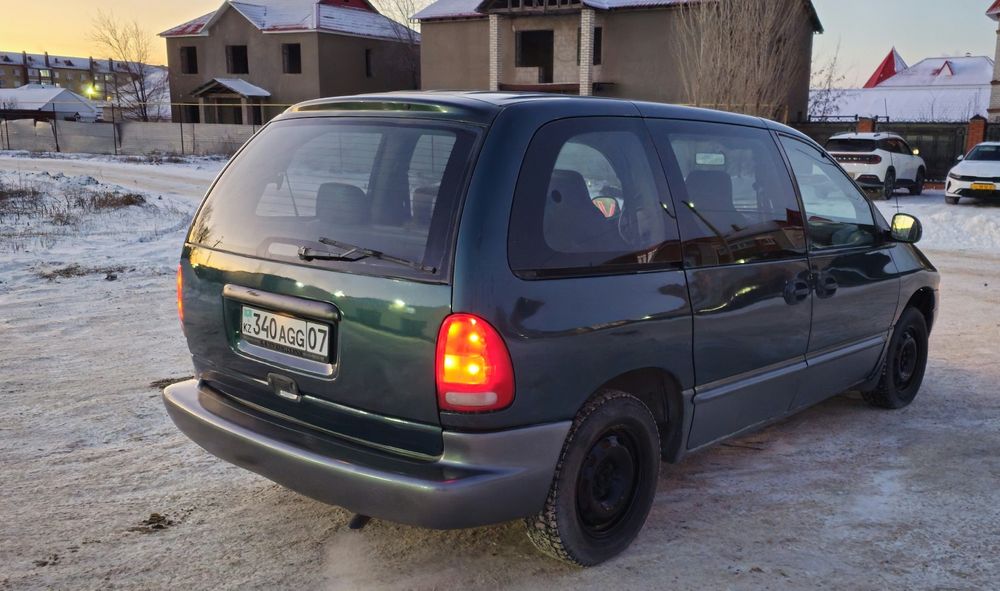 Продам  авто Chrysler Voyager 3