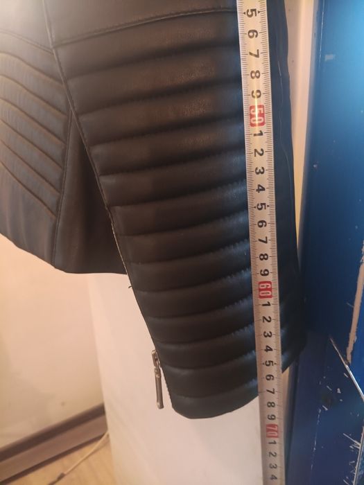 Продавам кожено  яке