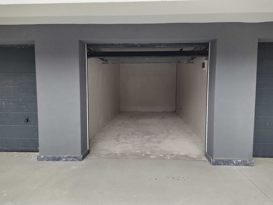 Дава се под наем Гараж / Паркомясто в София, Малинова долина - 21 кв.м за 153 € - Снимка #3