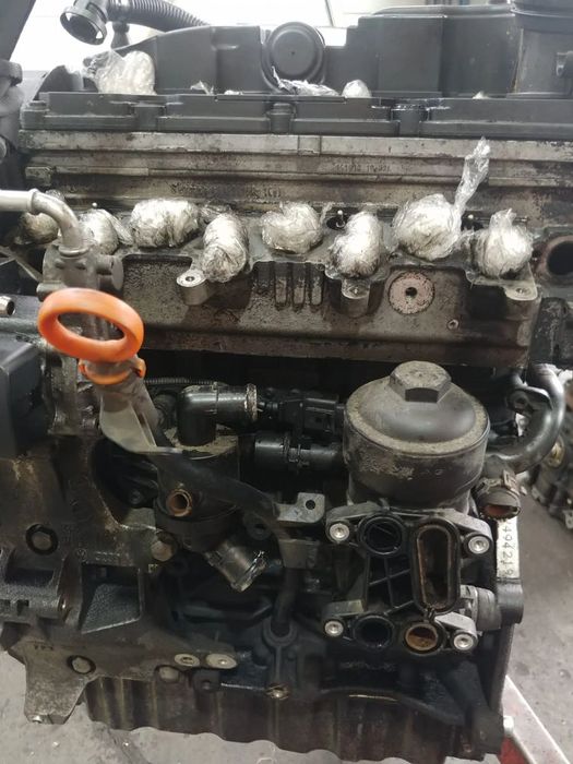 motor 1.6 tdi cay  vw caddy audi a1 8x a3 8p vw golf 6 polo 6r skoda octavia 2 seat leon