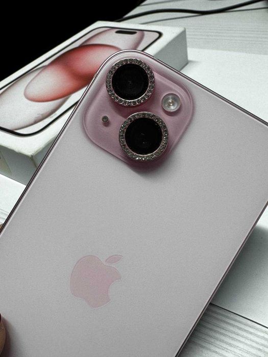 Apple iPhone 15 в хорошем состояние