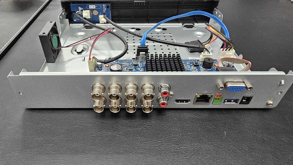 Sistem camere supraveghere video IP 4K - vanzare + montaj (optional)