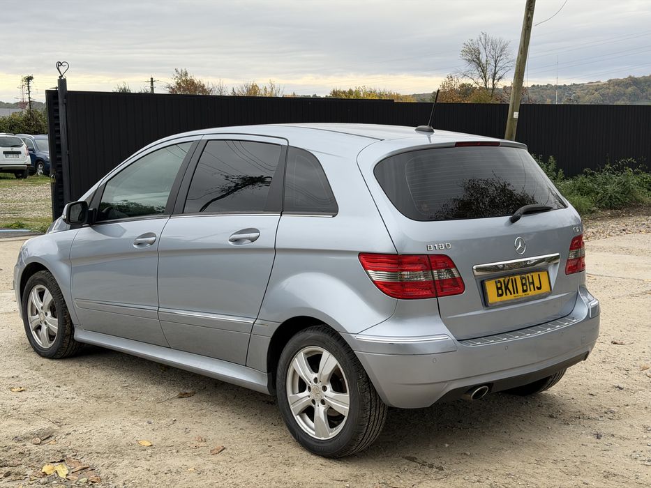 MERCEDES-BENZ B-Class 2011 — imagine 4