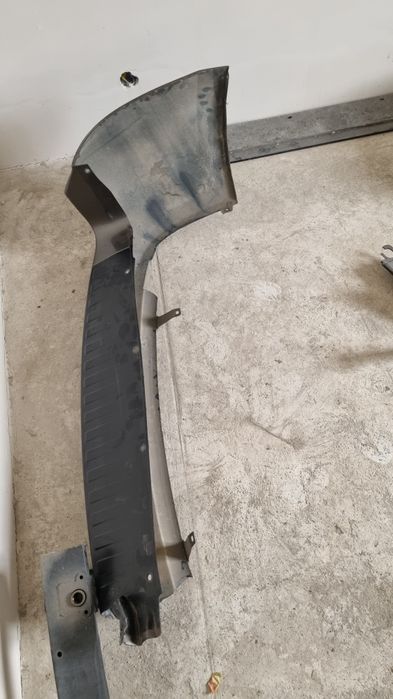 Крыло rav4 и бампер задний