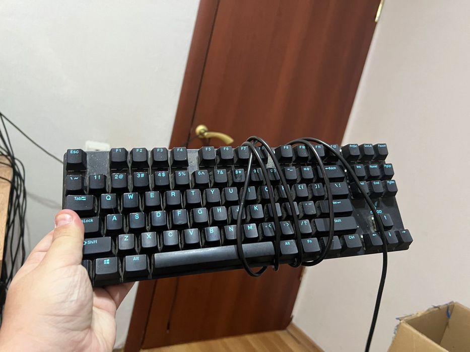 Лот из компьютерной перефирии