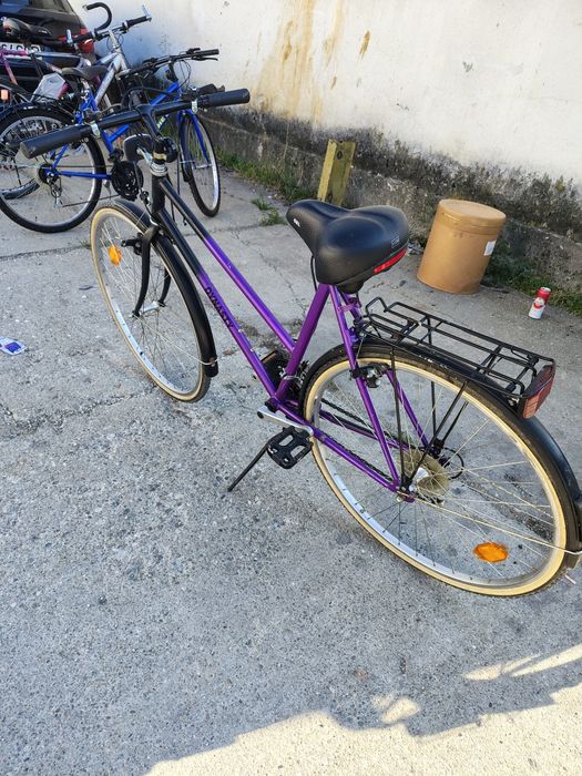 Bicicleta dama Dynasty roti 28. 18 viteze.