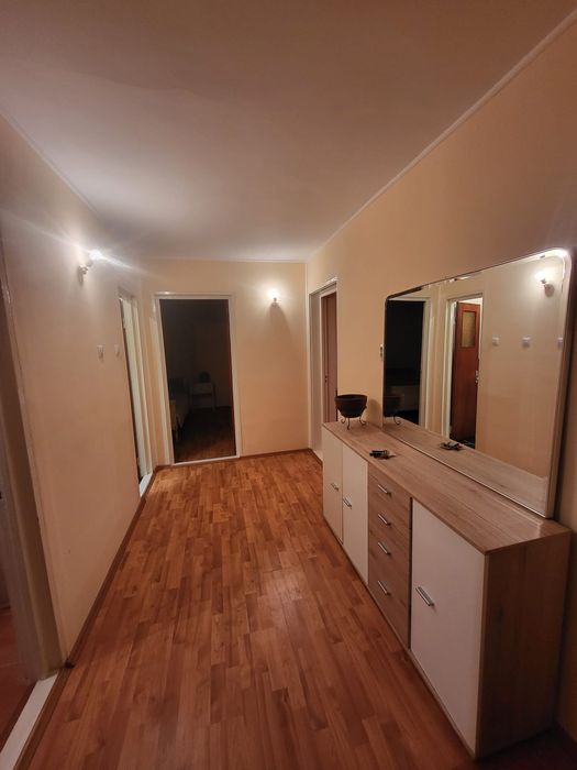 Inchiriez apartament 2 camere