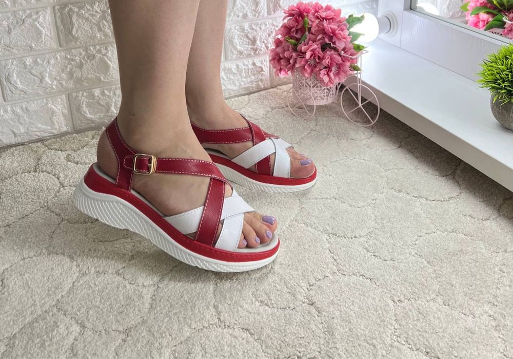 Продам обувь новая размер 35