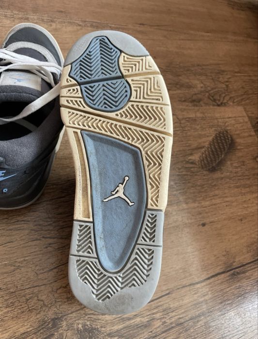 Jordan 4 RM lows uzati