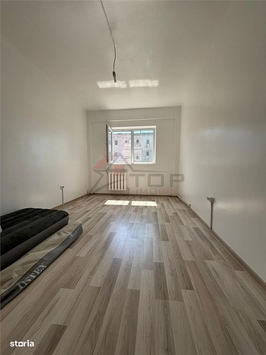Mircea cel Batran, etaj intermediar, 2 camere decomandat, 54mp
