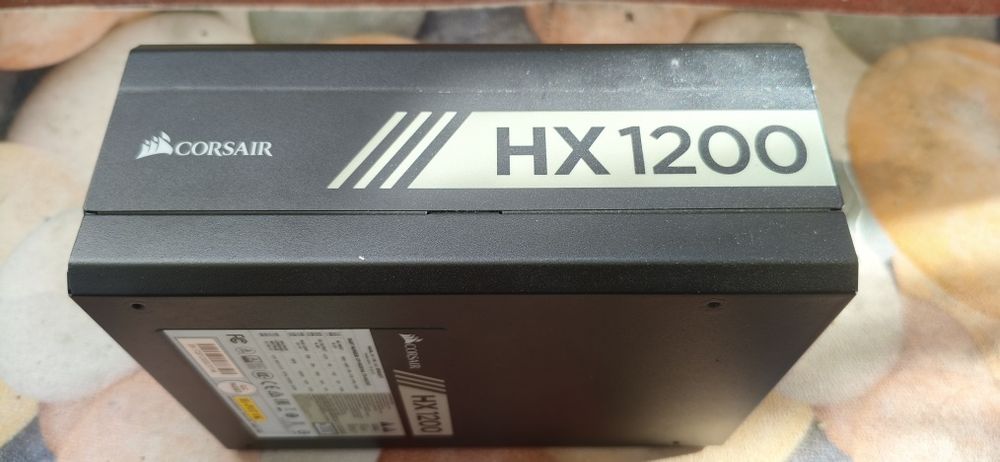 Блок питания Corsair HX1200