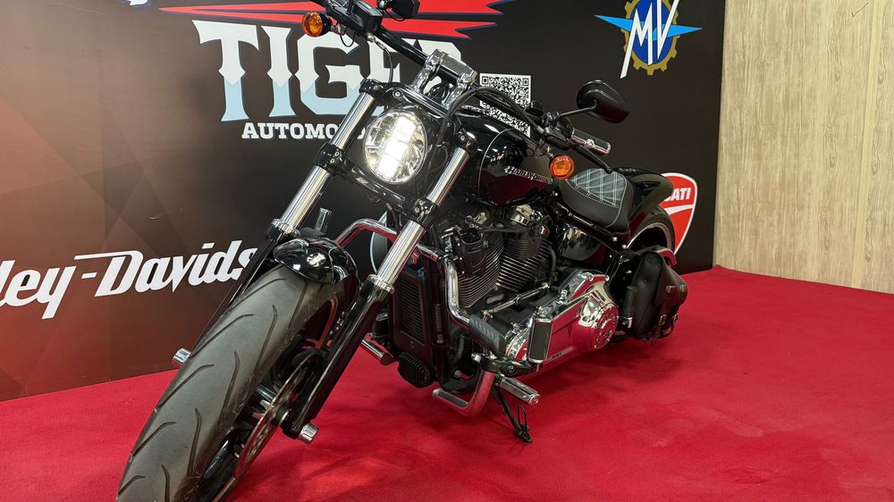 Harley Davidson breakout 114