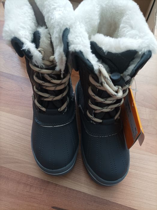 Нови топли ботушки N26,28,29