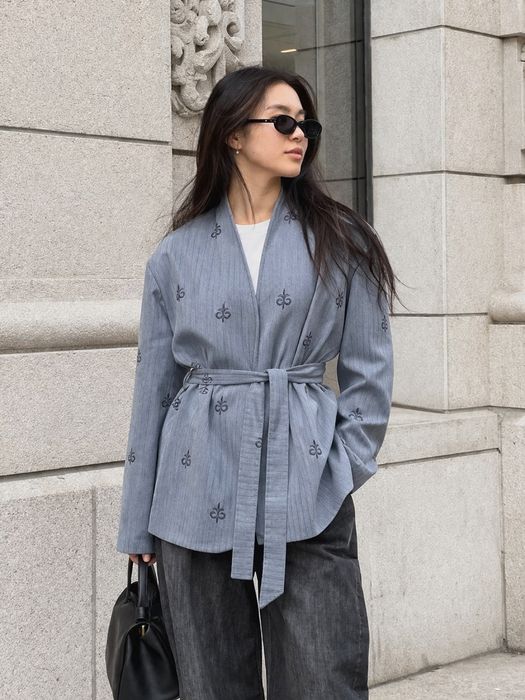 Пиджаки женские