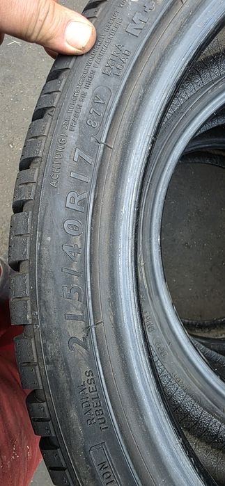 Гуми 2бр 215/40/17 - 1бр  - 38 евро