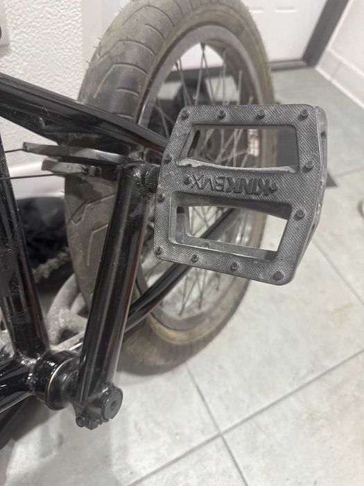 Продаю велосипед BMX на базе Kink Whip