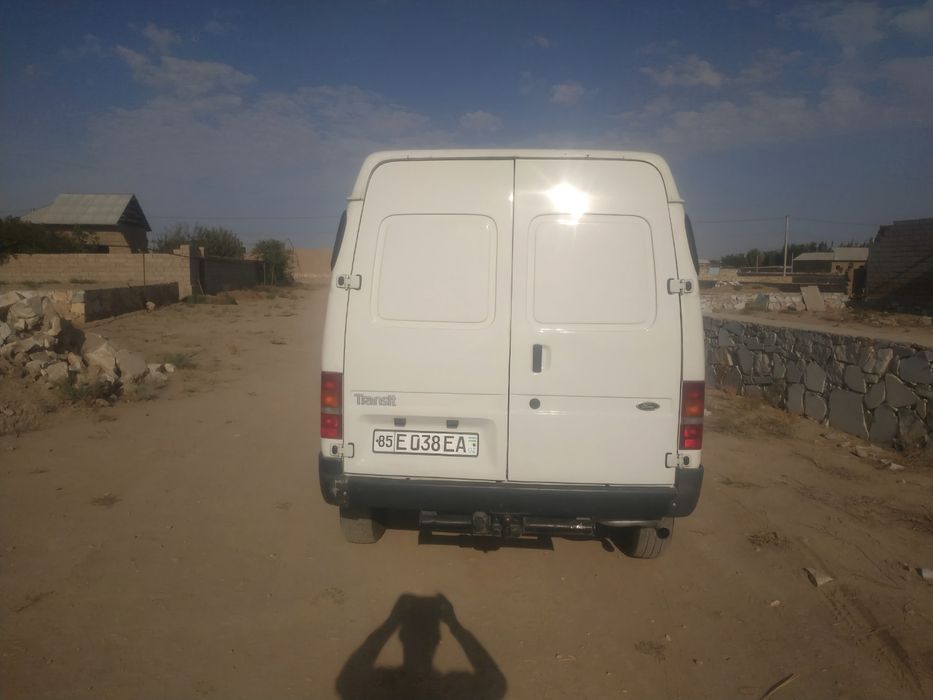 Ford tranzit sotiladi