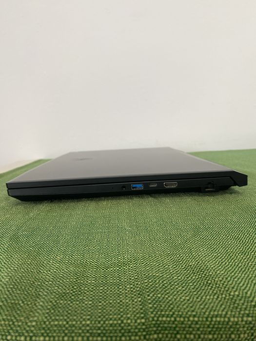 Laptop gaming MSI Katana GF76 11UD
