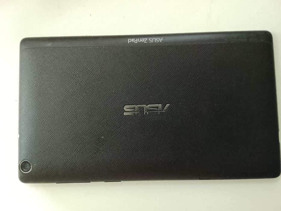 Продаю планшет ASUS