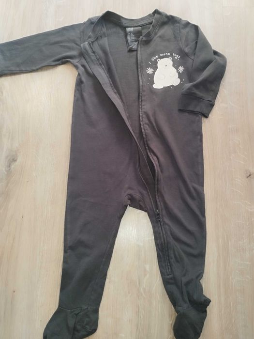 Лот детски цели пижами H&M - р-р 80