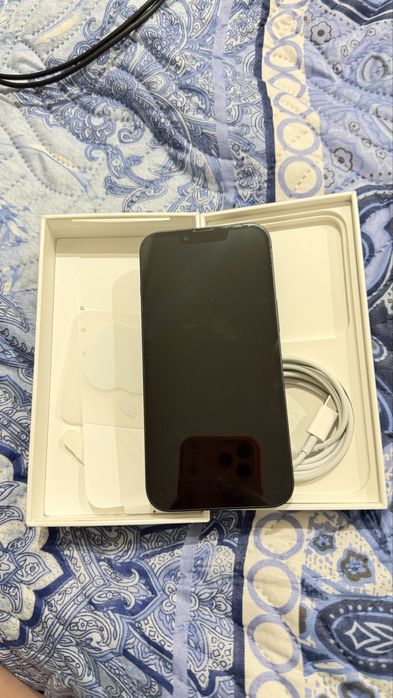 Продам iphone 14 128гб
