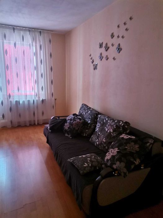 Vand apartament cu 2 camere, cartier armatei, etajul 4