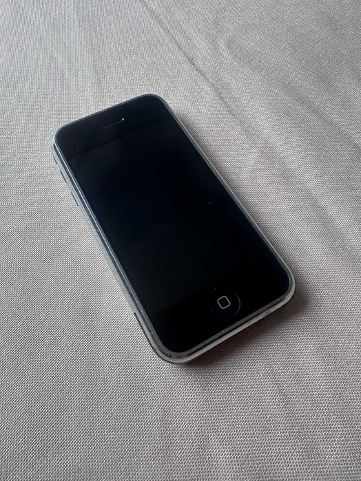 Iphone 2g пълен комплект