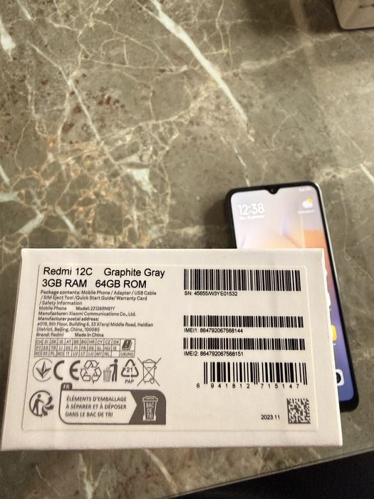 Продавам телефон Redmi 12C