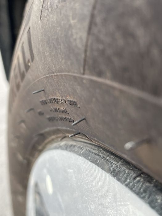 Шины pirelli 235/50/19 зима