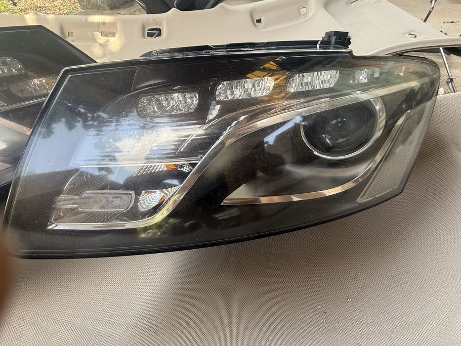 Faruri xenon/led Audi Q5