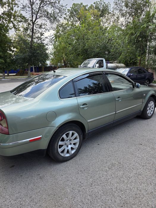Продам машину Volkswagen Passat