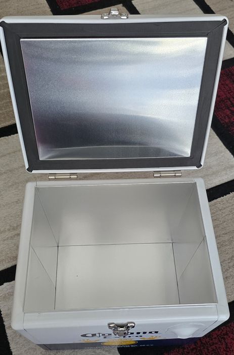 Ladă cooler Corona