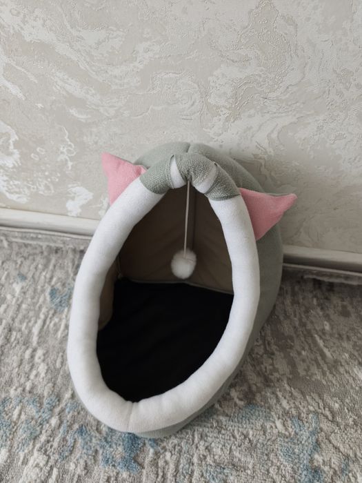 Лежанка для кошки