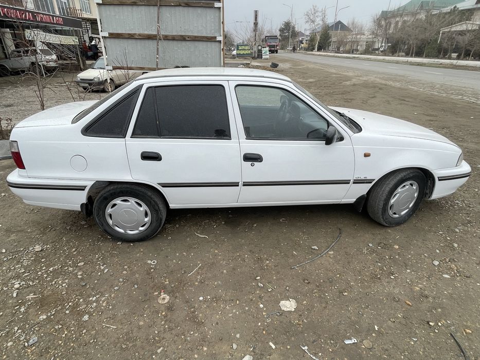 Нексия 1 сонс 3500 срочно