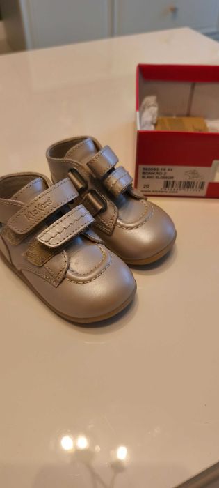 Papuci Kickers Nr 20 Blanc Blossom