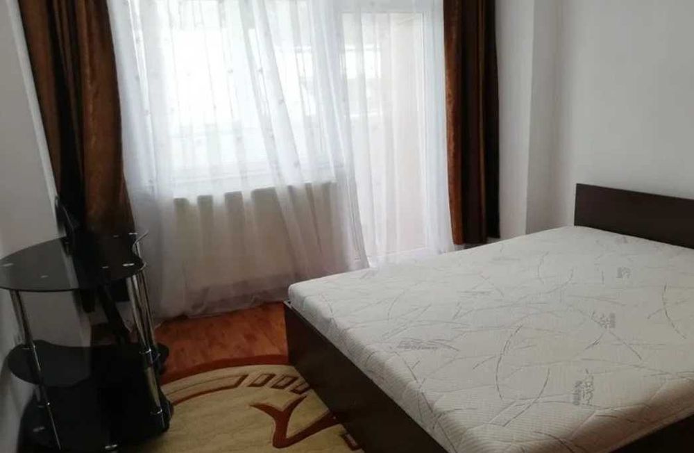 Дава се под наем Двустаен апартамент в Пловдив, Център - 60 кв.м за 209.1 € - Снимка #1